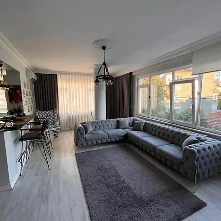 Soemineli , Otel Olanaklari Sunan Lux Moebleli Daire شقة اسطنبول